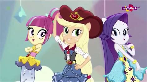 Showcasing your Moves in Equestria Girls Dance Magic